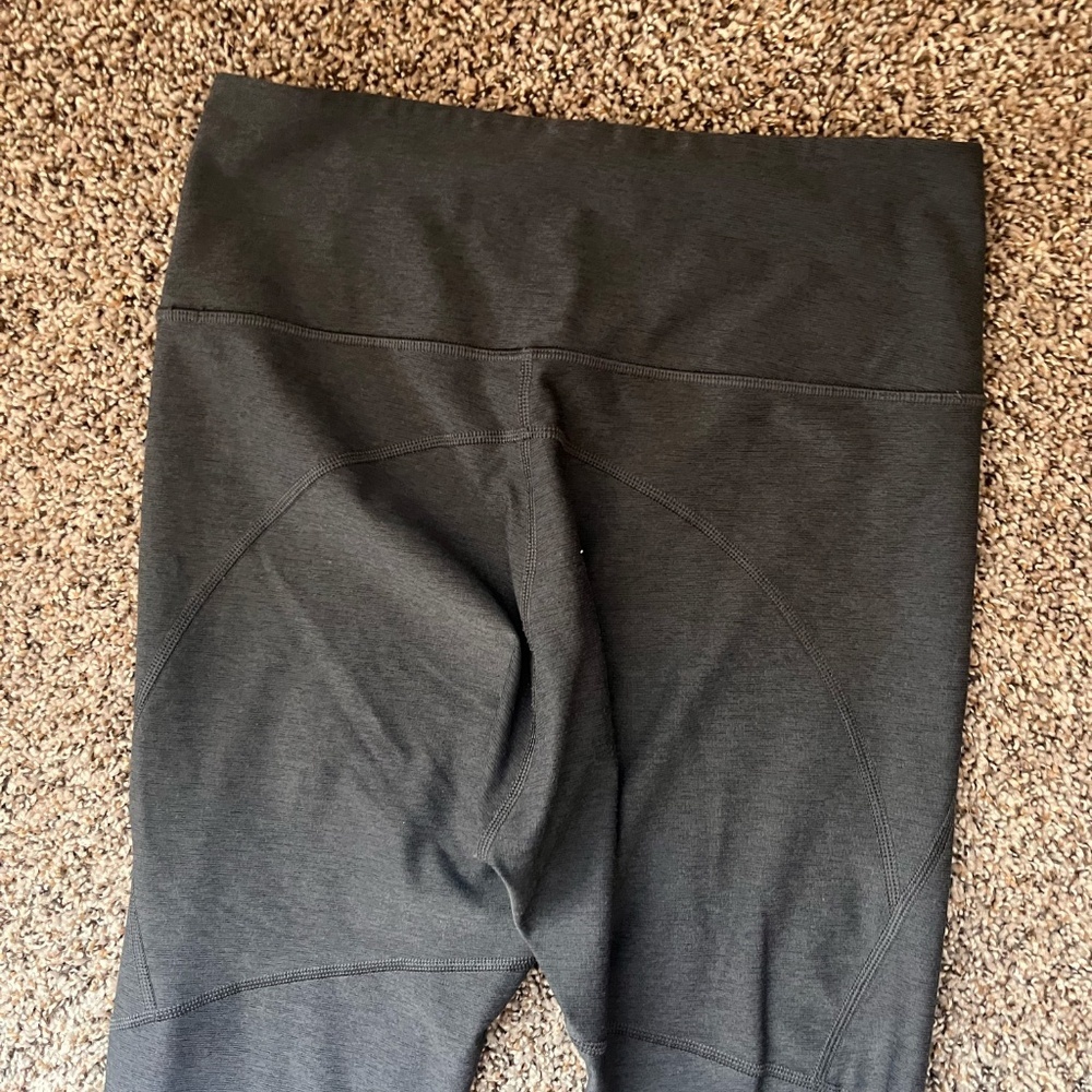 Outdoor Voice Women’s Leggings - Picture 4 of 9